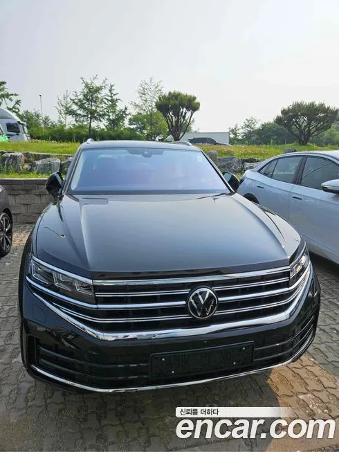Volkswagen Touareg 2024 из KR, фото 1