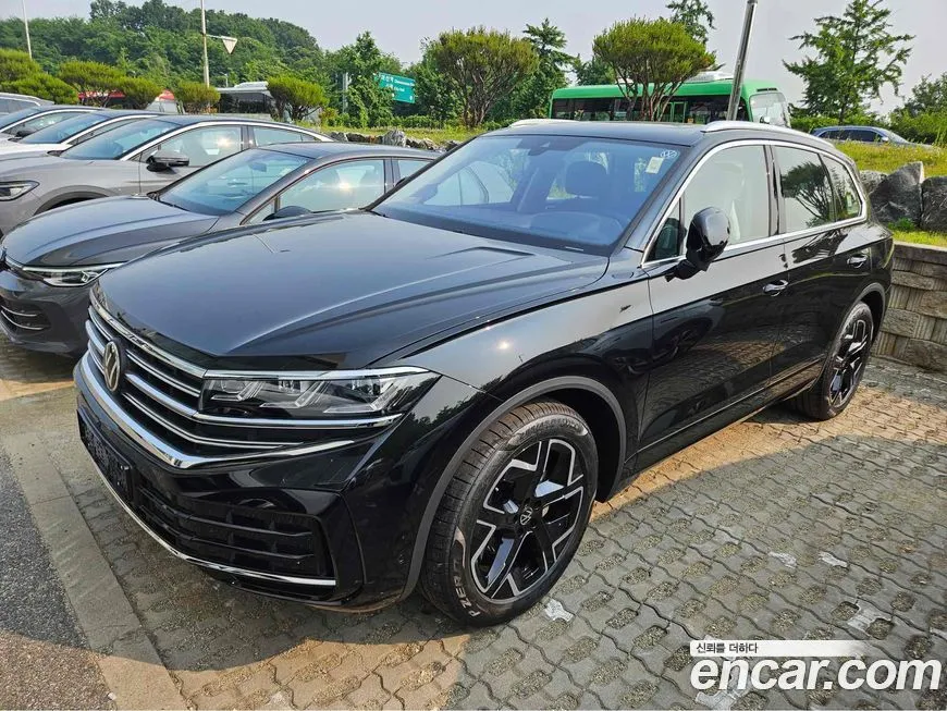 Volkswagen Touareg 2024 из KR, фото 2