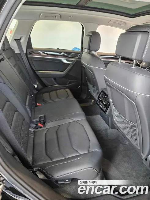 Volkswagen Touareg 2024 из KR, фото 9