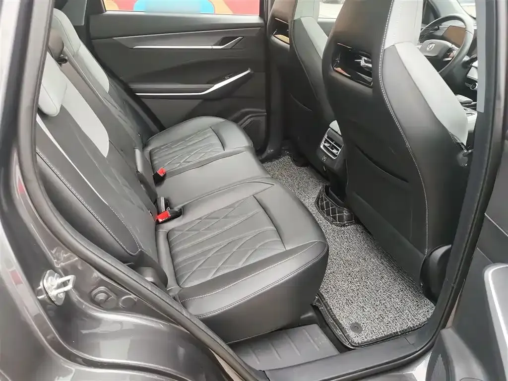 Changan CS75PLUS — фото 2