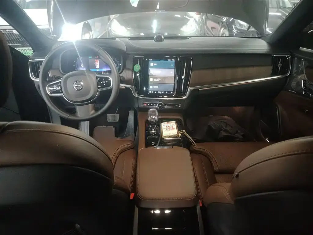 Volvo S90 PHEV 2023 из CN, фото 10