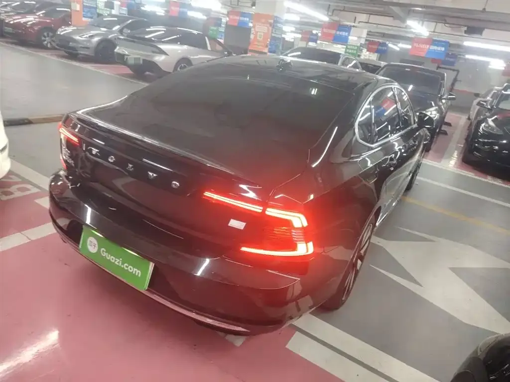 Volvo S90 PHEV 2023 из CN, фото 7