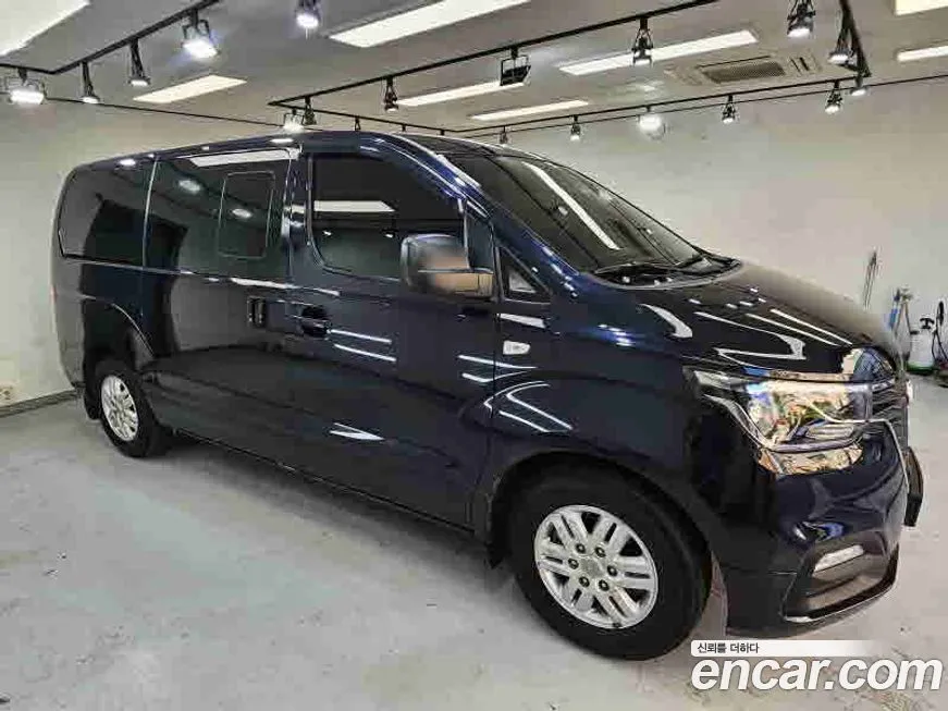 Hyundai Starex 2021 из KR, фото 2