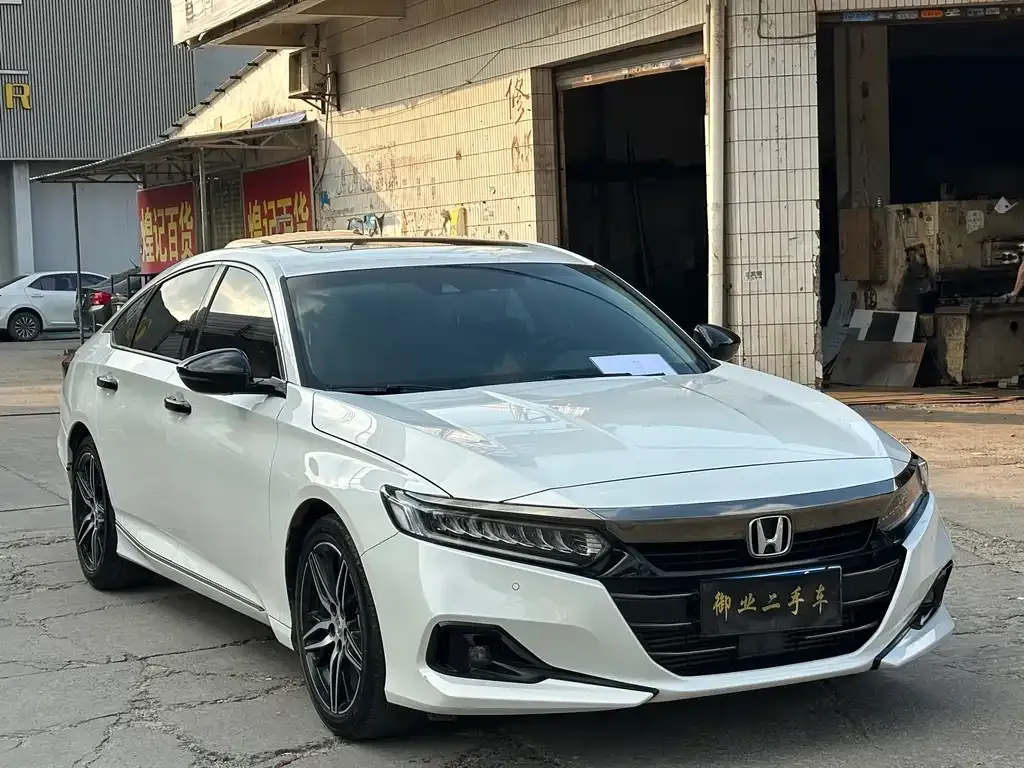 Honda Accord 2023 из CN, фото 3