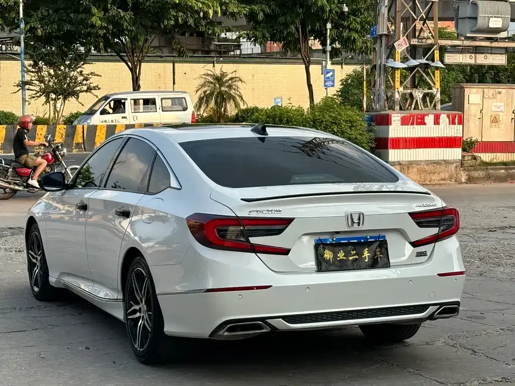 Honda Accord 2023 из CN, фото 6