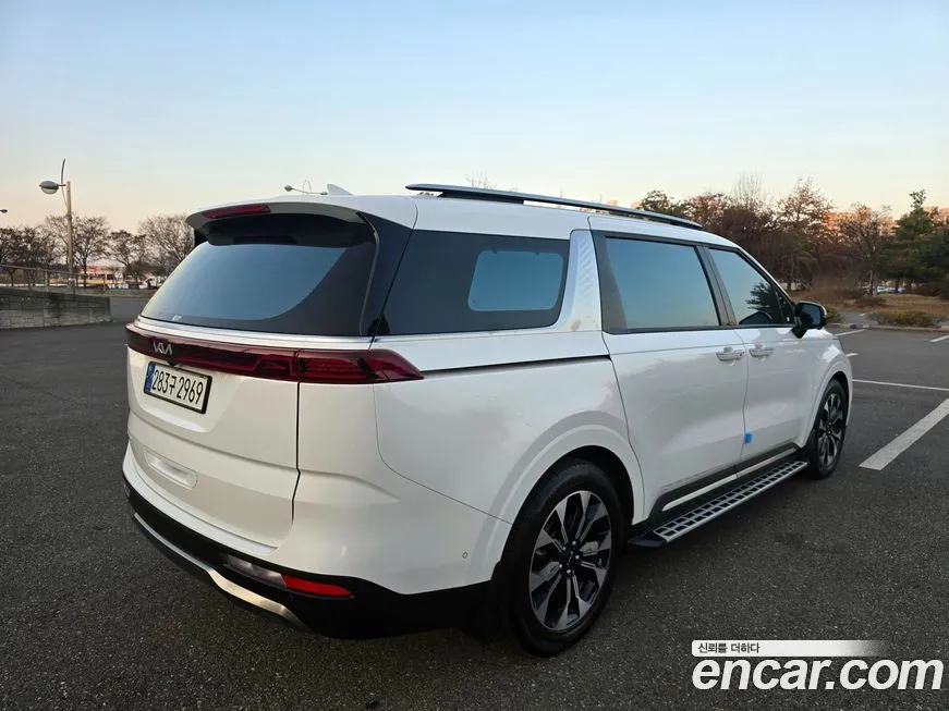Kia Carnival — фото 2