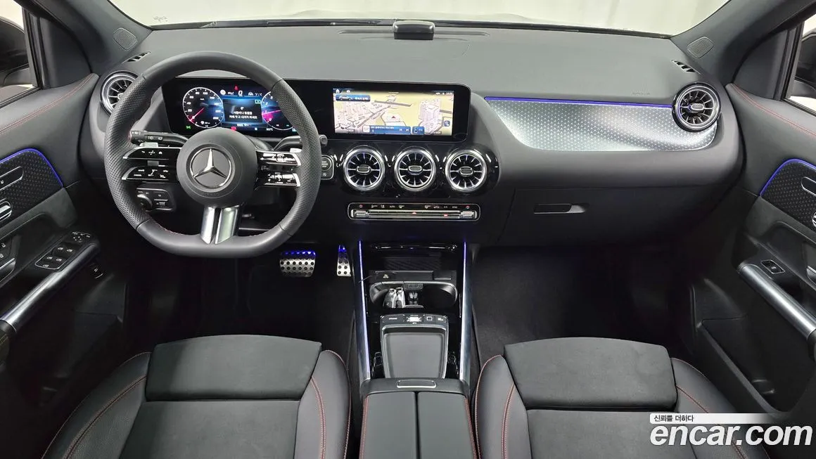 Mercedes-Benz GLA-Class — фото 7
