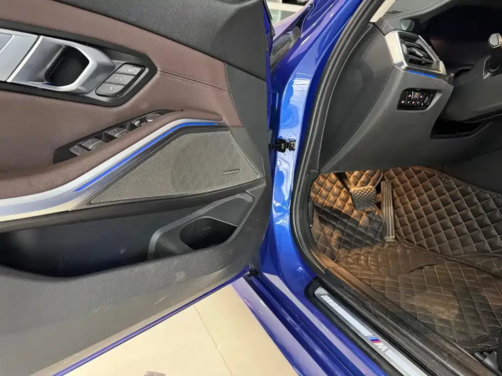 BMW 3 Series 2021 из CN, фото 4