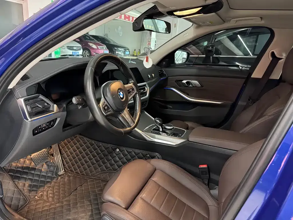 BMW 3 Series 2021 из CN, фото 5