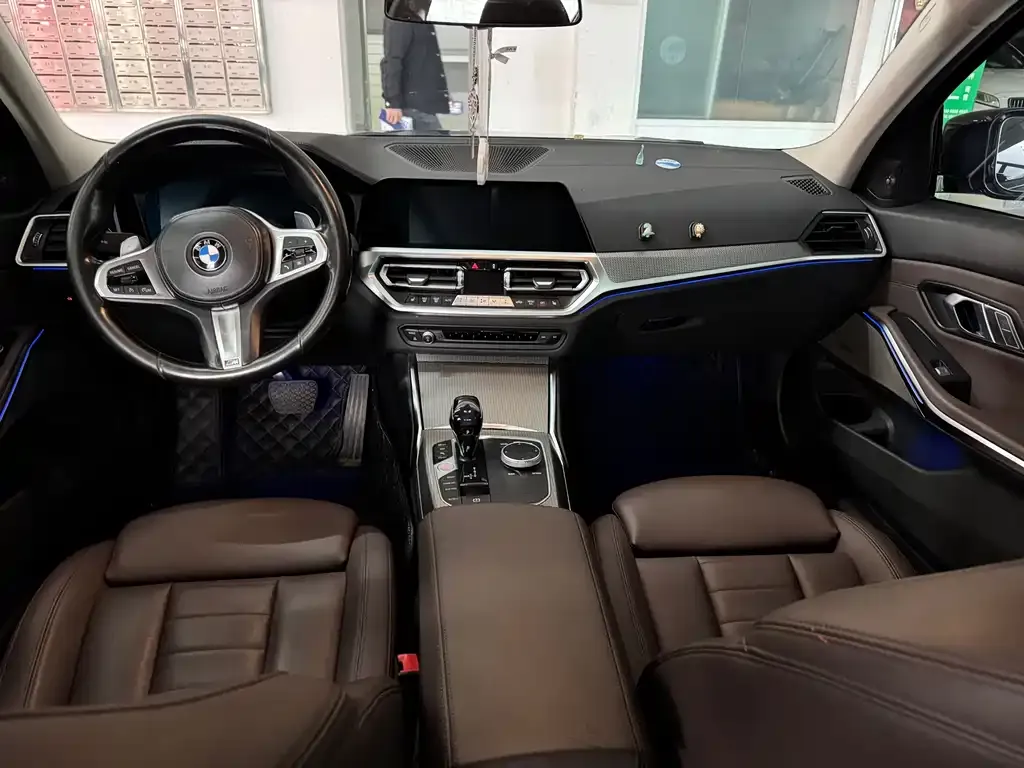BMW 3 Series 2021 из CN, фото 8