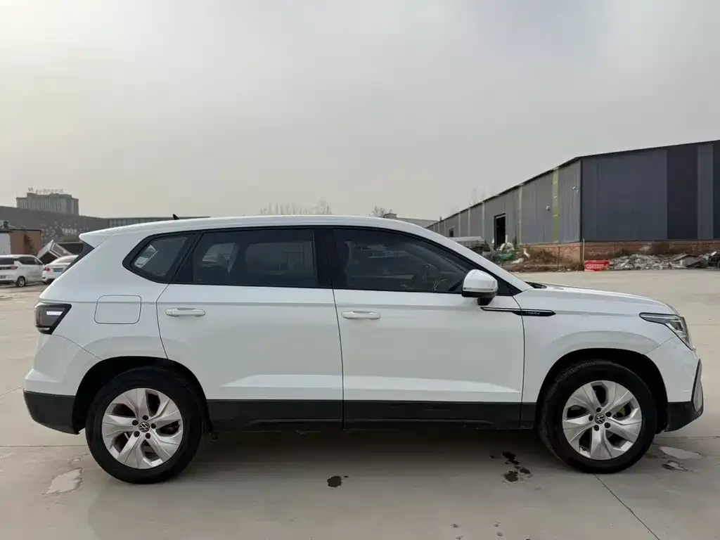 Volkswagen Tharu 2023 из CN, фото 4