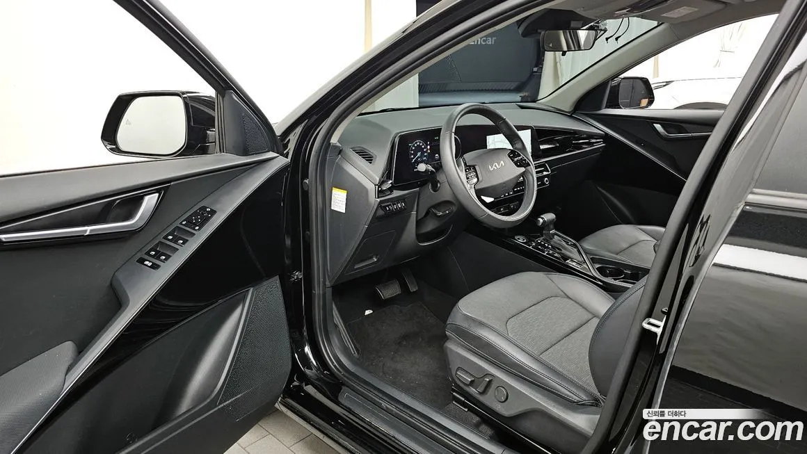 Kia Niro — фото 10
