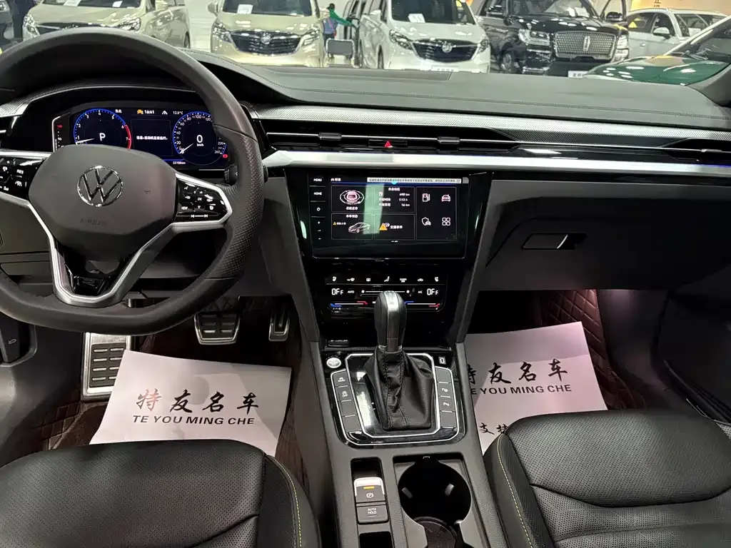Volkswagen CC 2024 из CN, фото 10