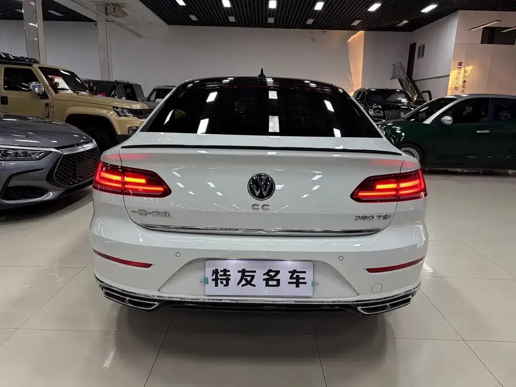 Volkswagen CC 2024 из CN, фото 5