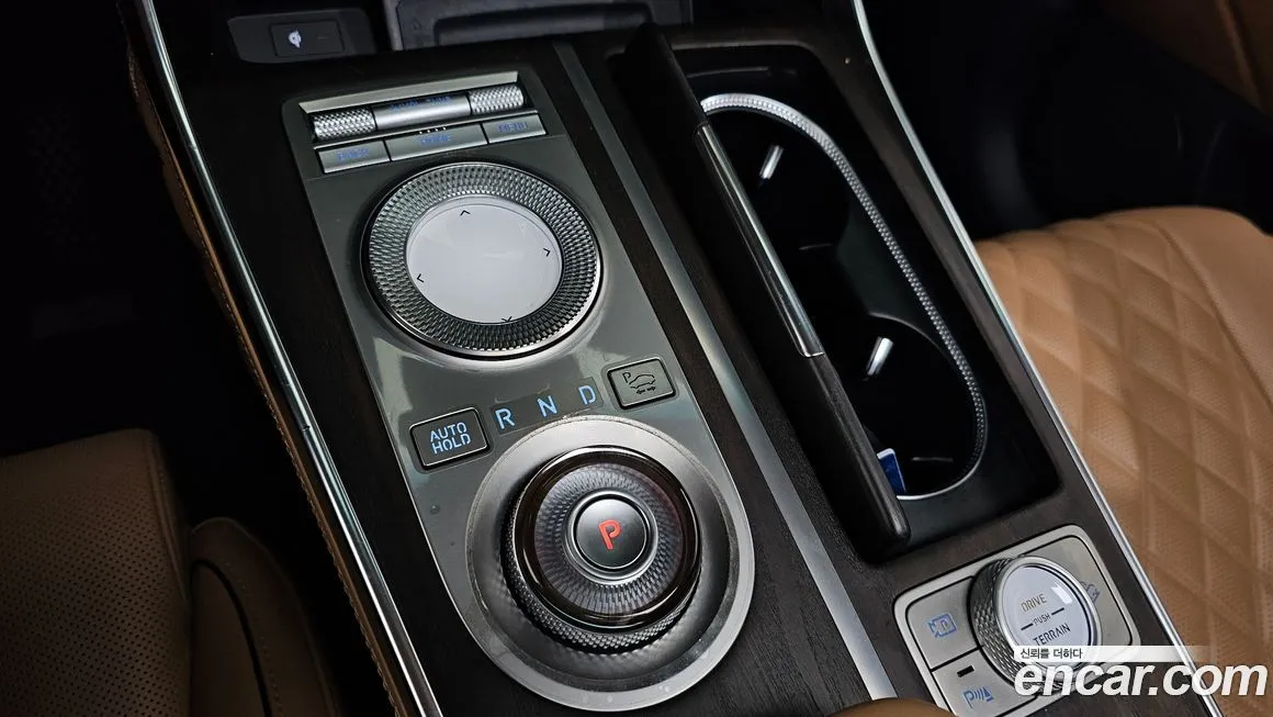 Genesis GV80 — фото 9