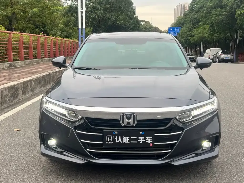 Honda Accord — фото 2