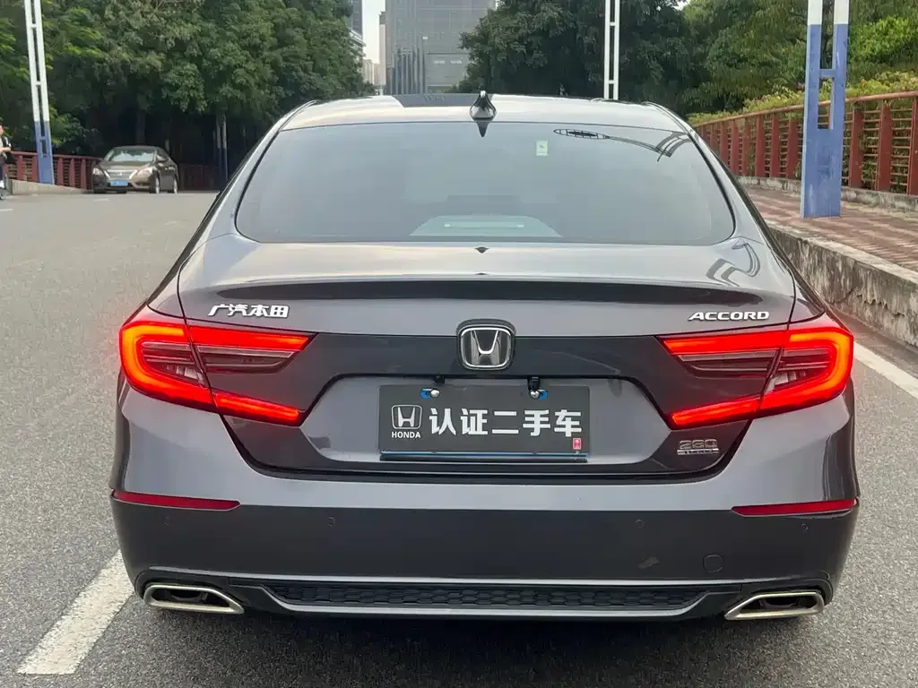 Honda Accord — фото 5