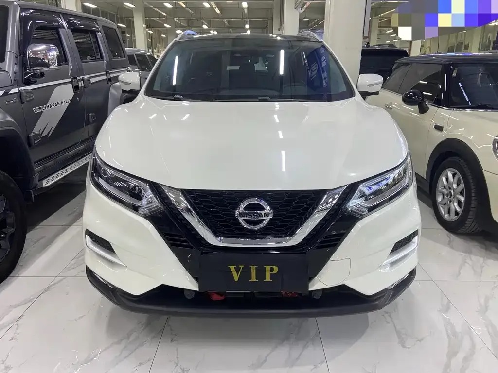 Nissan Qashqai — фото 2