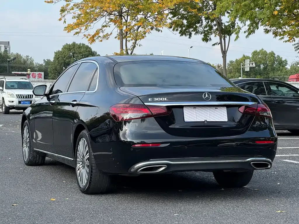 Mercedes-Benz E-Class 2021 из CN, фото 3