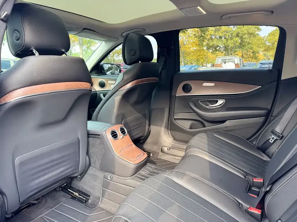 Mercedes-Benz E-Class 2021 из CN, фото 9