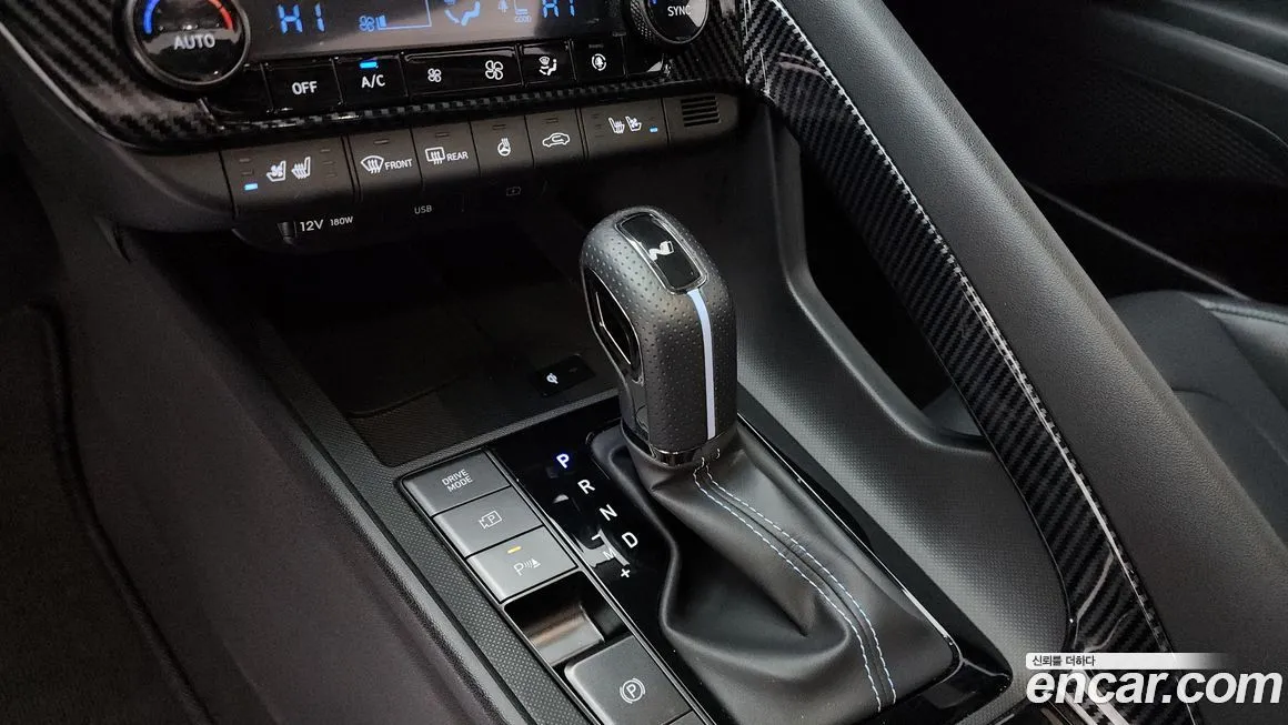 Hyundai AVANTE — фото 9