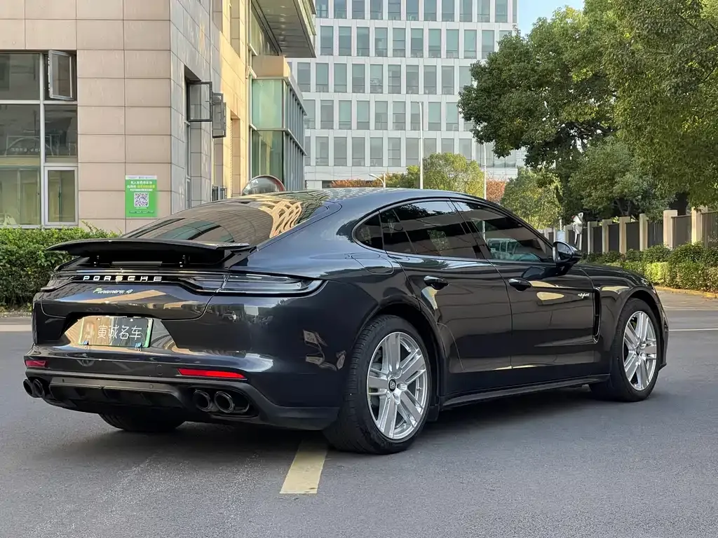 Porsche Panamera Hybrid — фото 5