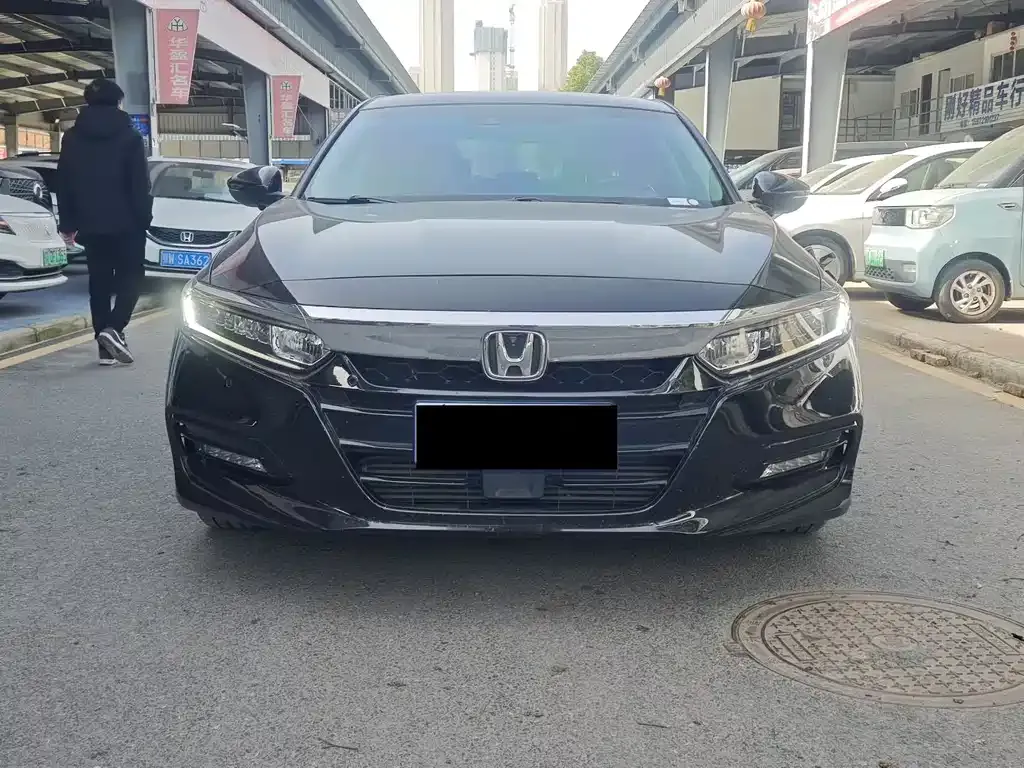 Honda Accord 2021 из CN, фото 2