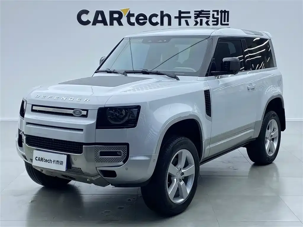 Land Rover Defender — фото 1
