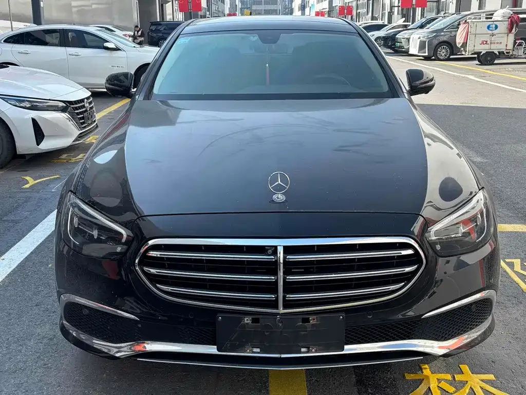 Mercedes-Benz E-Class 2022 из CN, фото 2