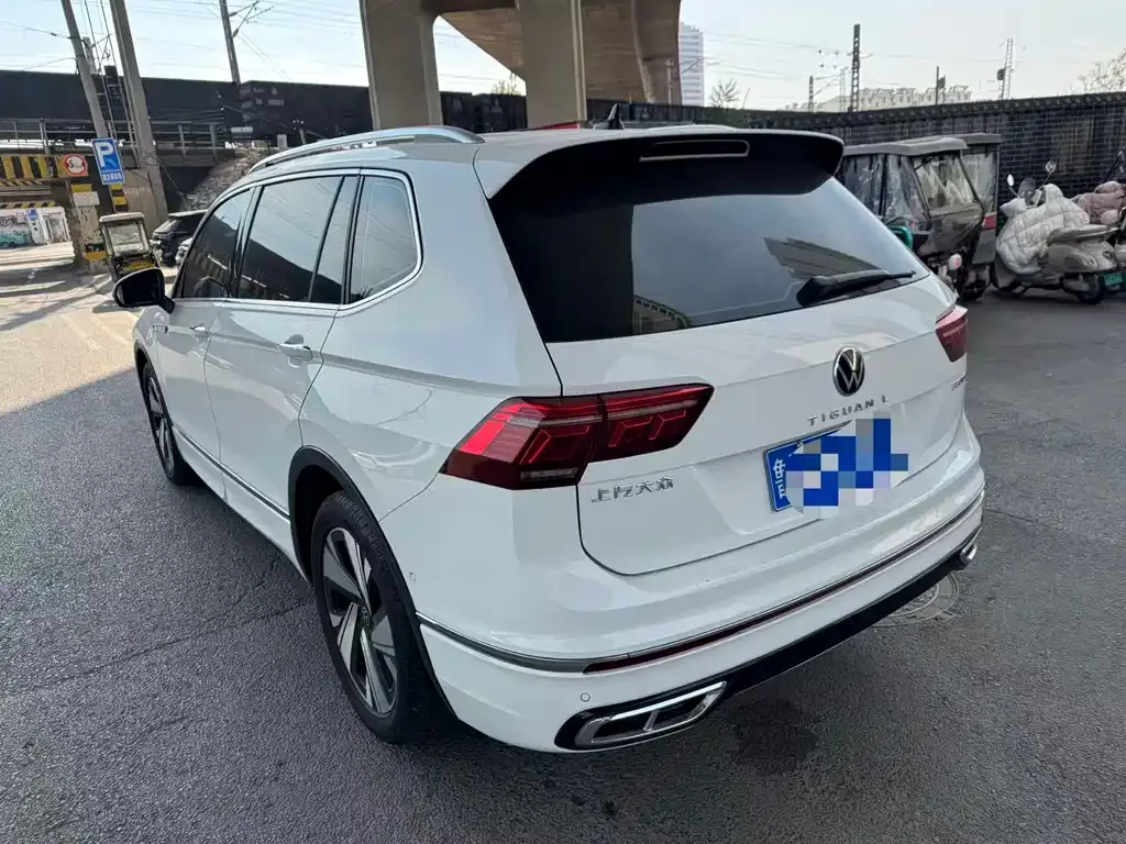 Volkswagen Tiguan L 2023 из CN, фото 2