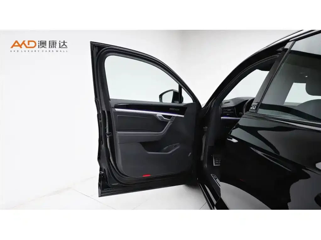 Volkswagen Touareg 2022 из CN, фото 10
