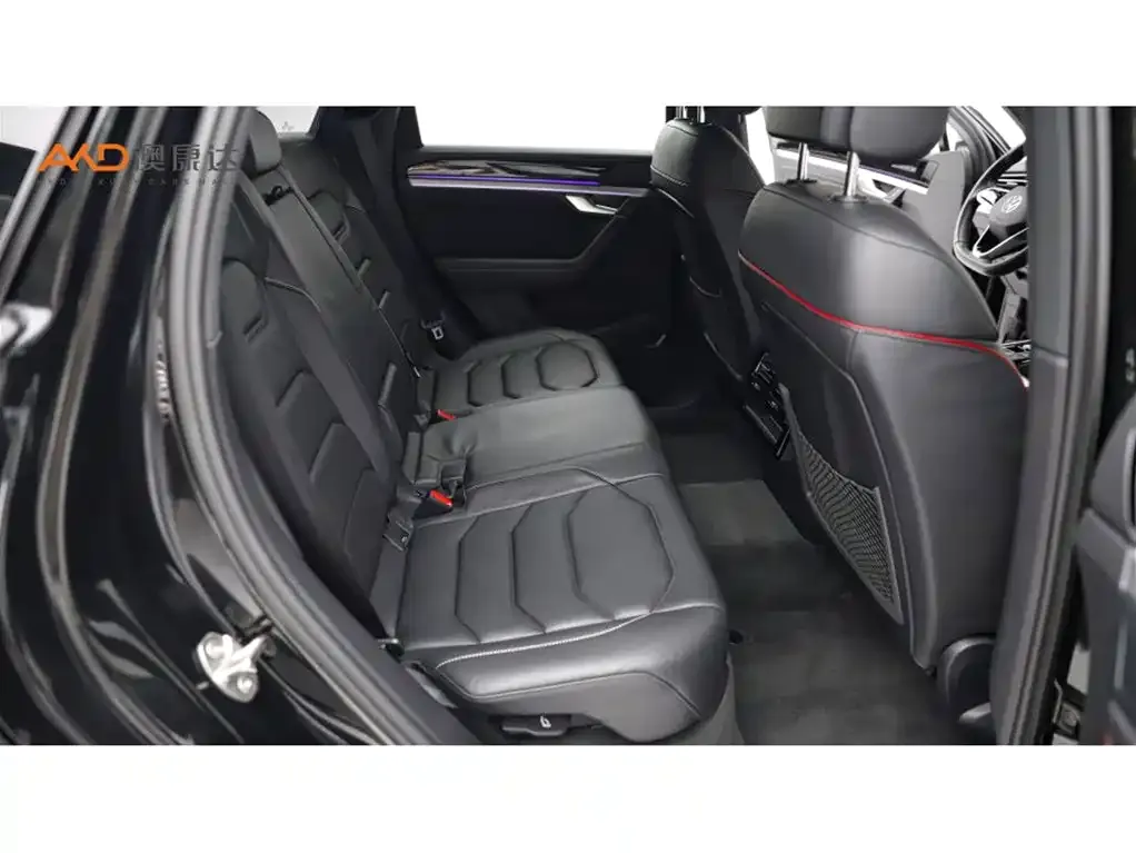 Volkswagen Touareg 2022 из CN, фото 8