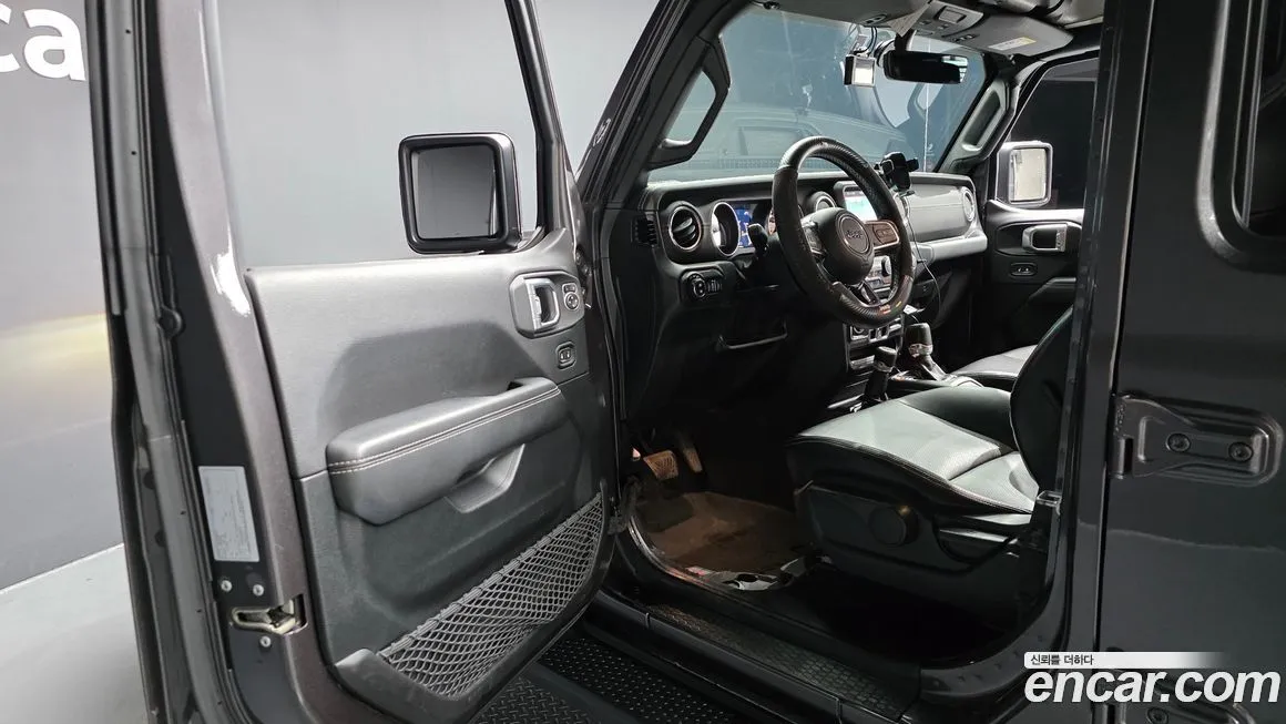 Jeep Wrangler 2021 из KR, фото 10