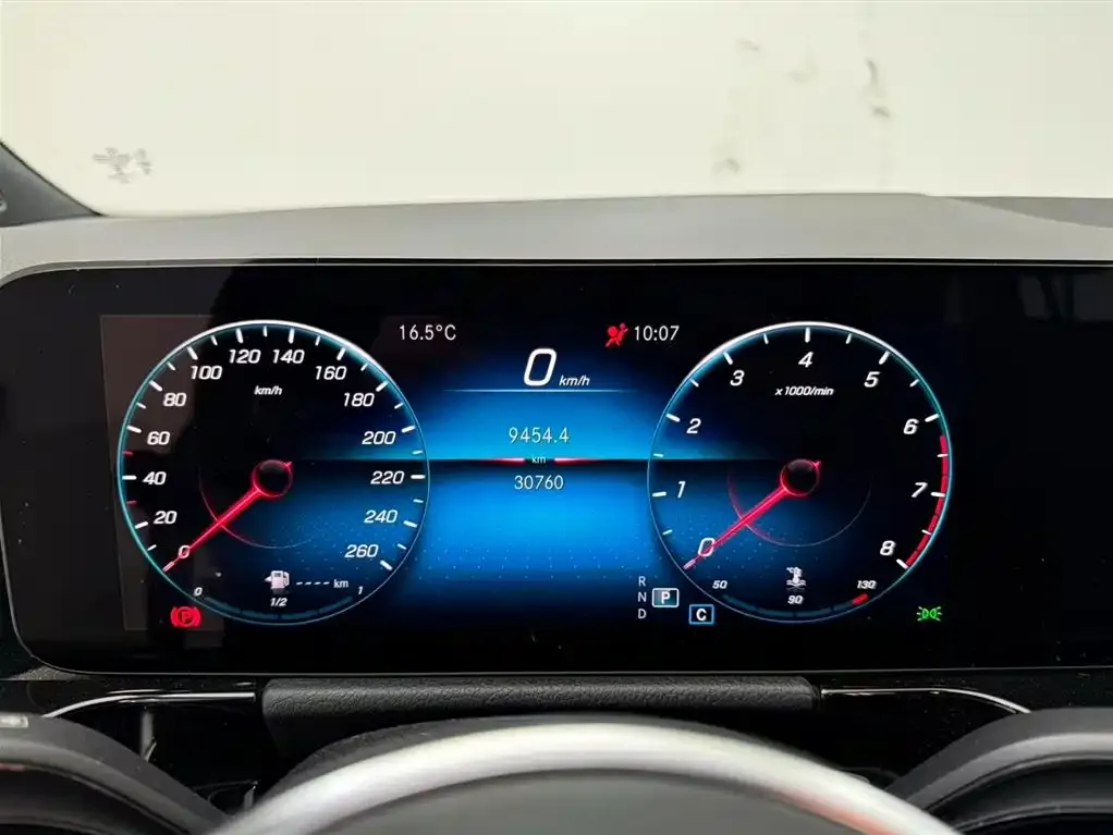 Mercedes-Benz GLA 2023 из CN, фото 2
