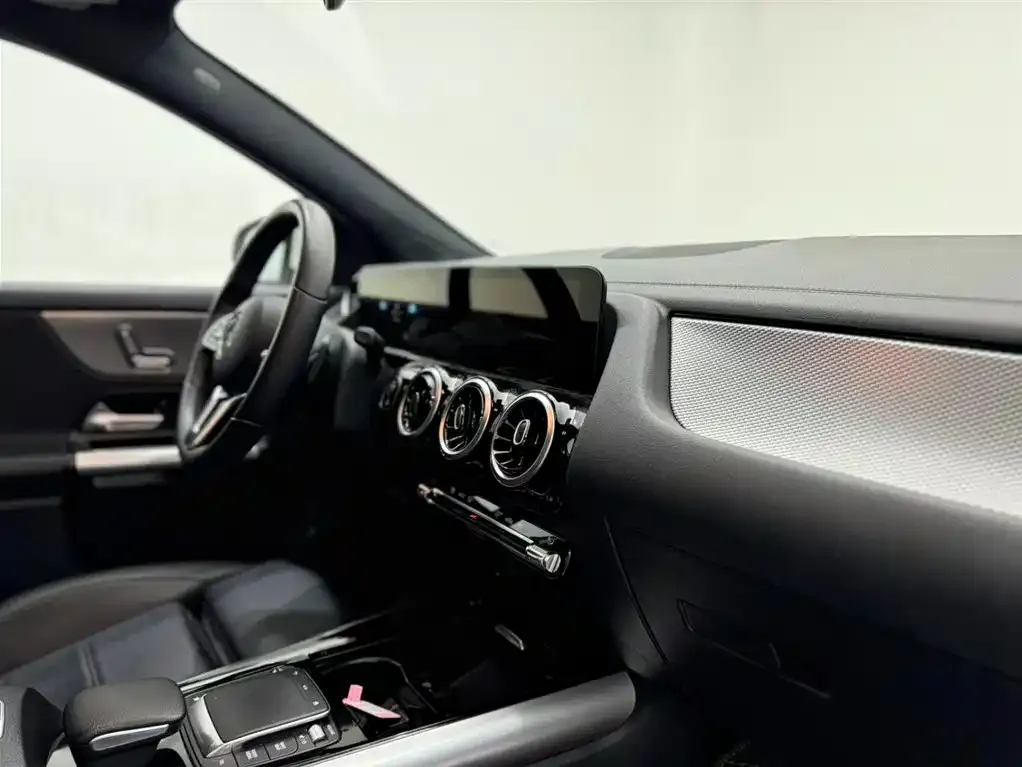 Mercedes-Benz GLA 2023 из CN, фото 4