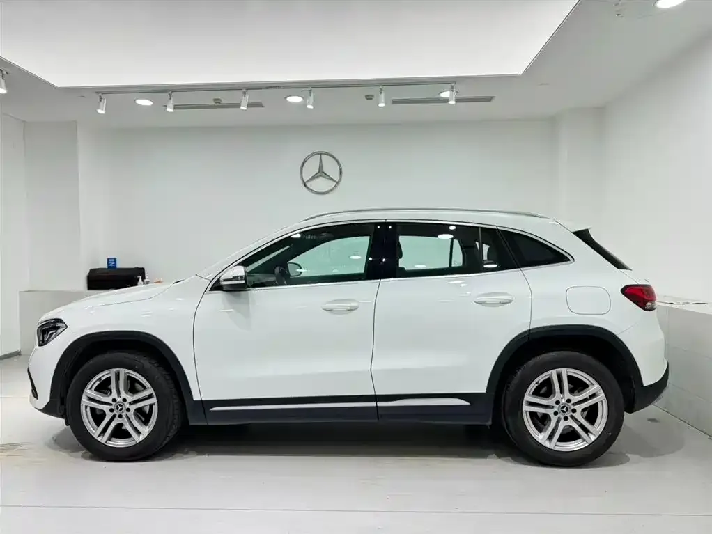Mercedes-Benz GLA 2023 из CN, фото 9