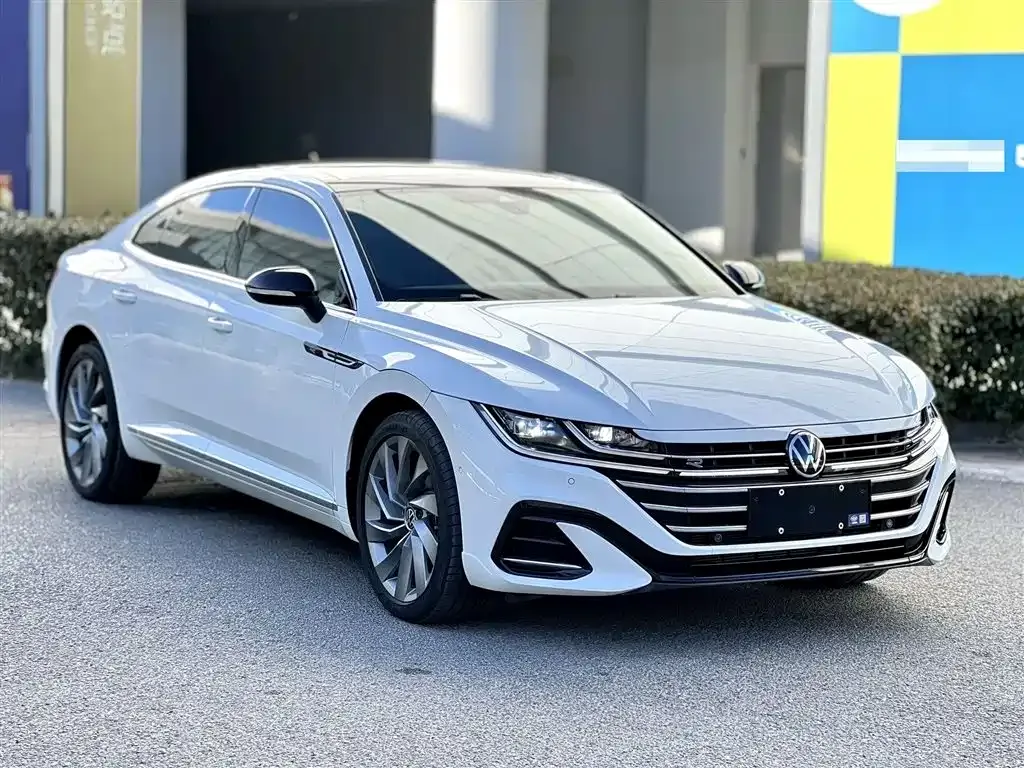 Volkswagen CC 2024 из CN, фото 3
