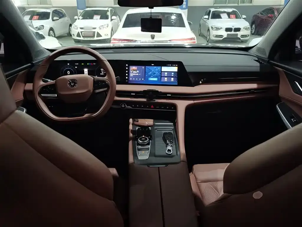 Changan CS75PLUS 2024 из CN, фото 10