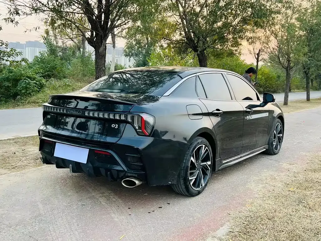 Lynk & Co 03 2023 из CN, фото 9