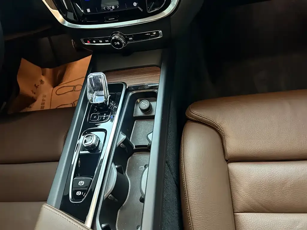 Volvo S60 2024 из CN, фото 7