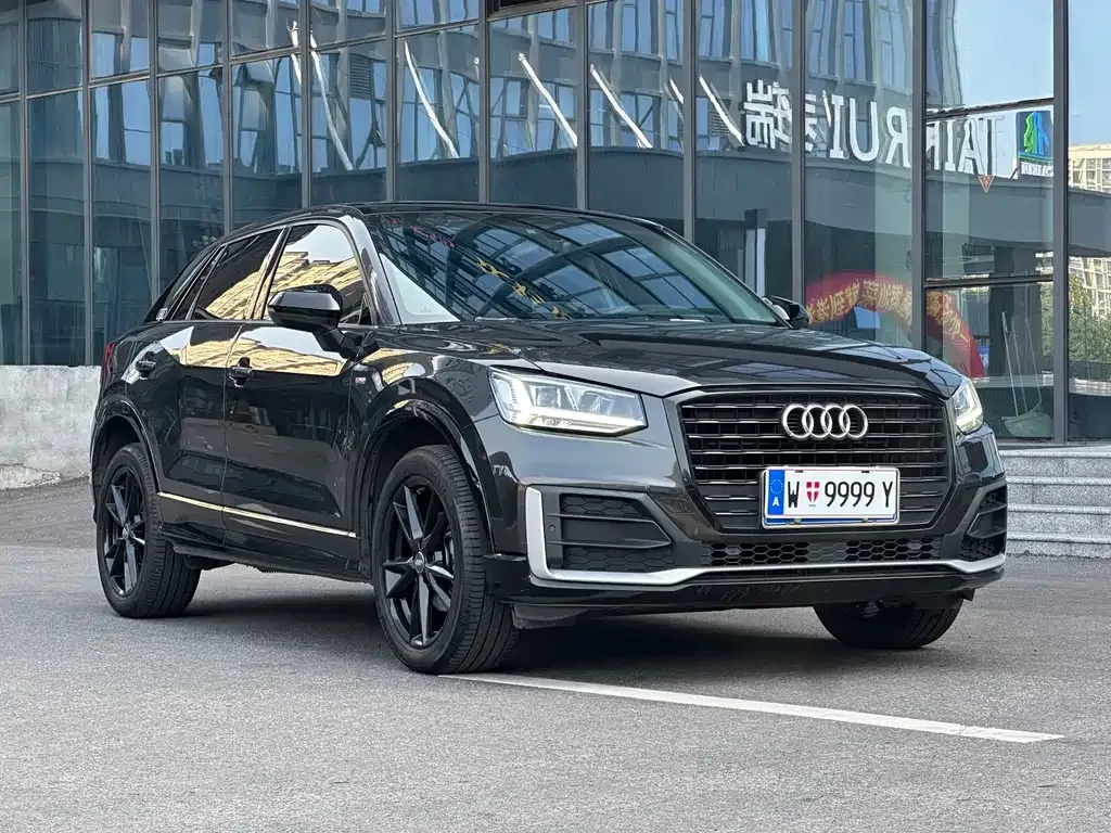 Audi Q2L 2021 из CN, фото 3