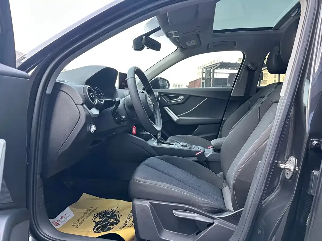 Audi Q2L 2021 из CN, фото 8