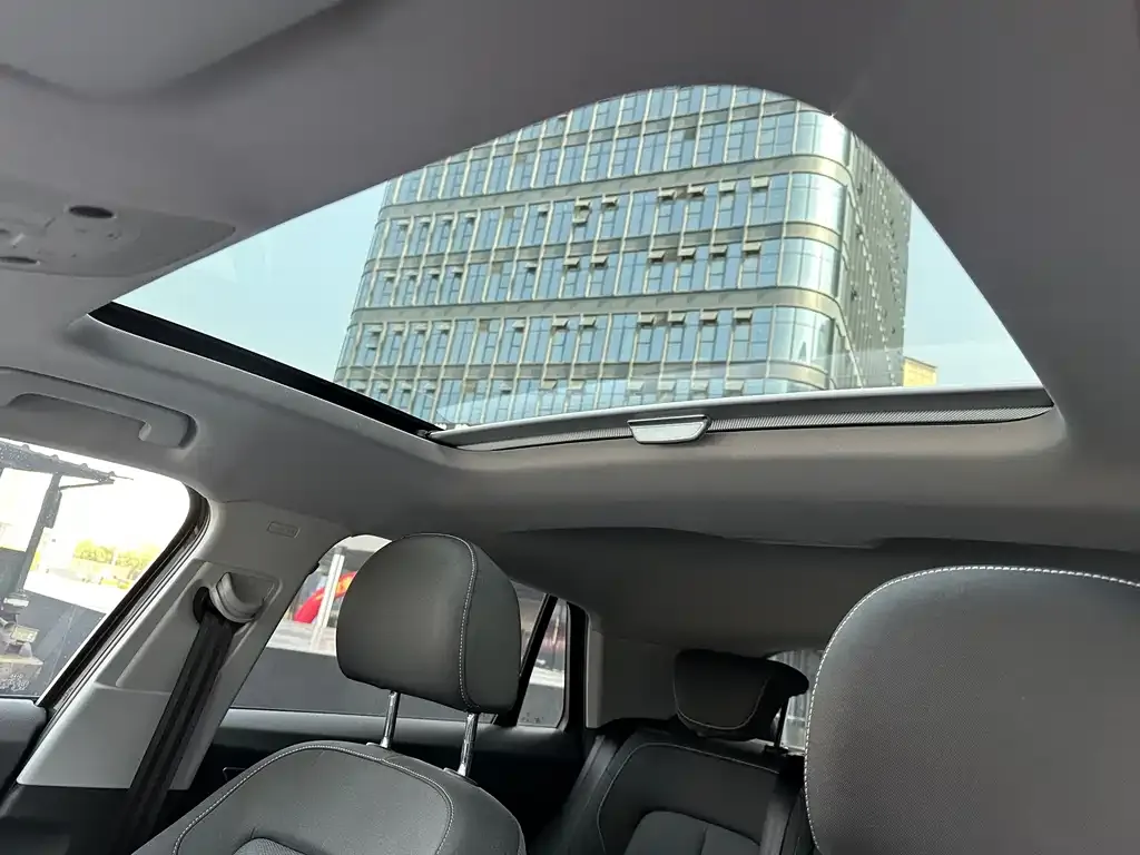Audi Q2L 2021 из CN, фото 9