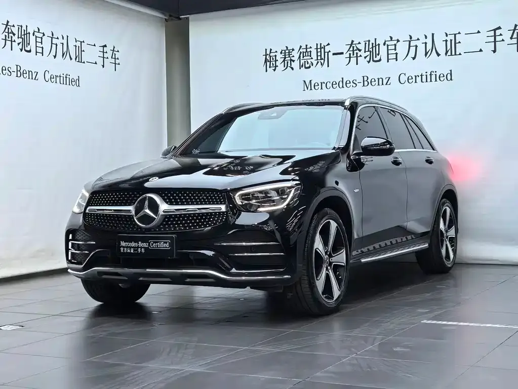 Mercedes-Benz GLC — фото 1