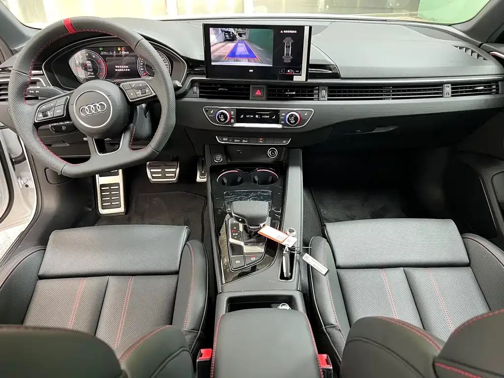Audi A4L 2025 из CN, фото 6