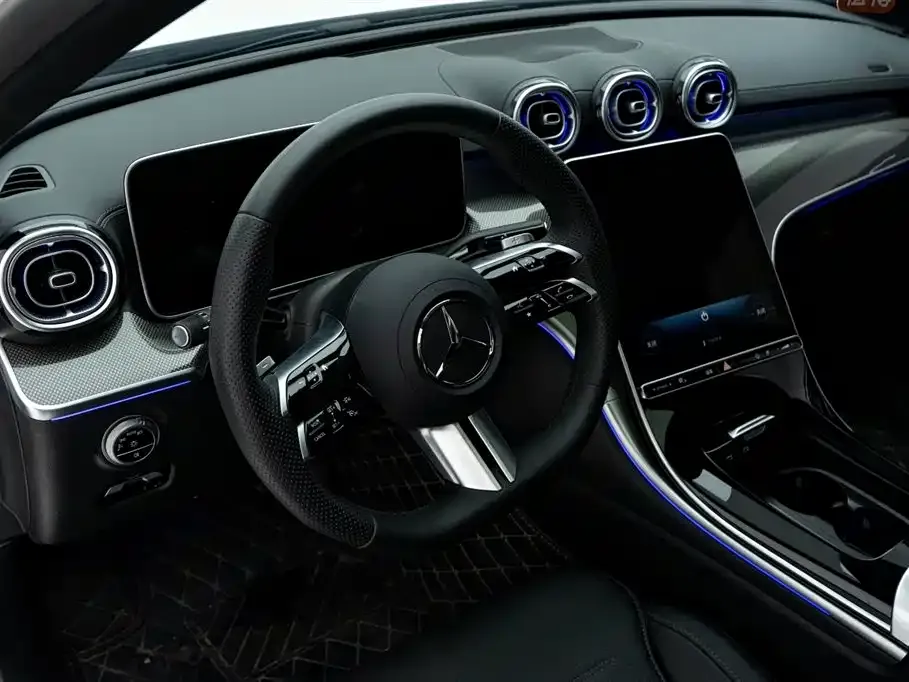 Mercedes-Benz C-Class — фото 10