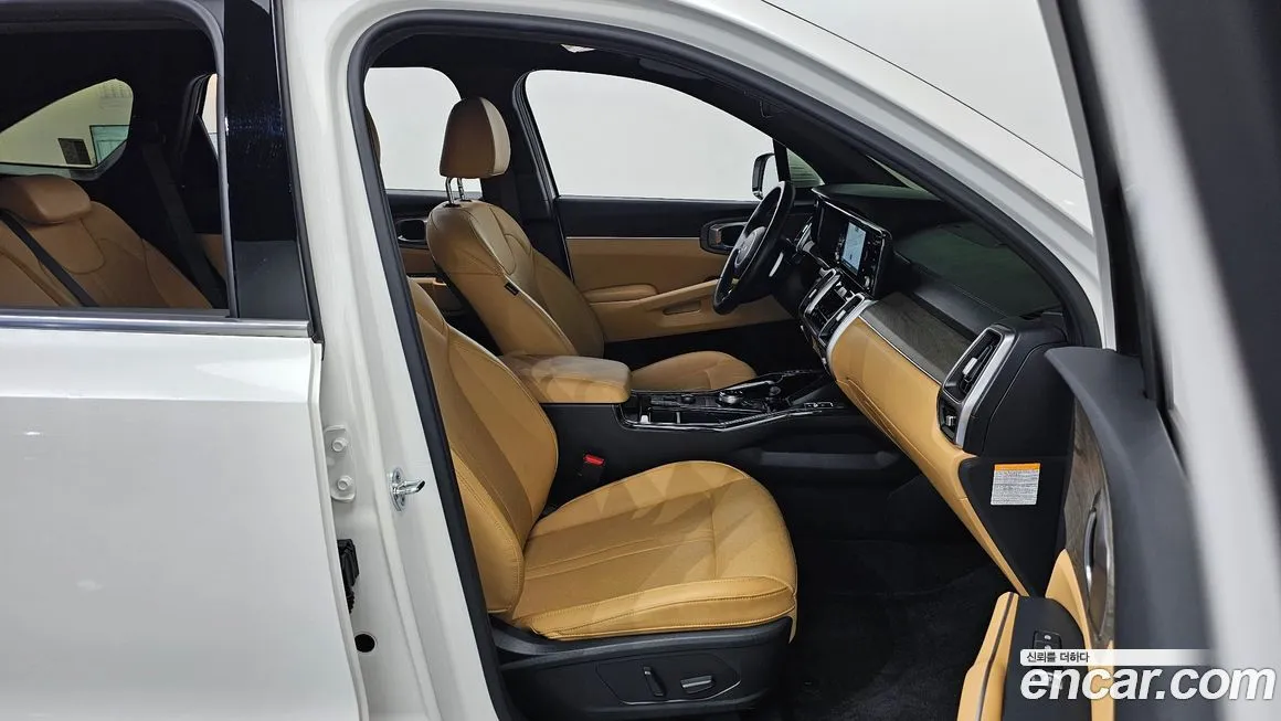 Kia Sorento — фото 10