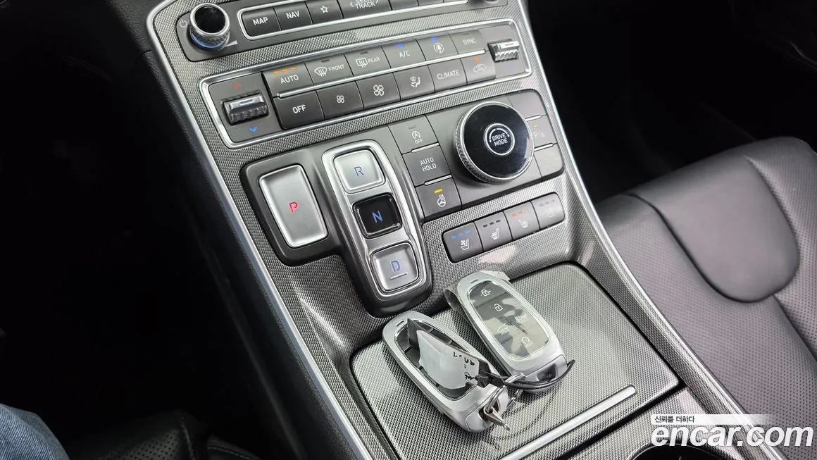 Hyundai Santafe — фото 9