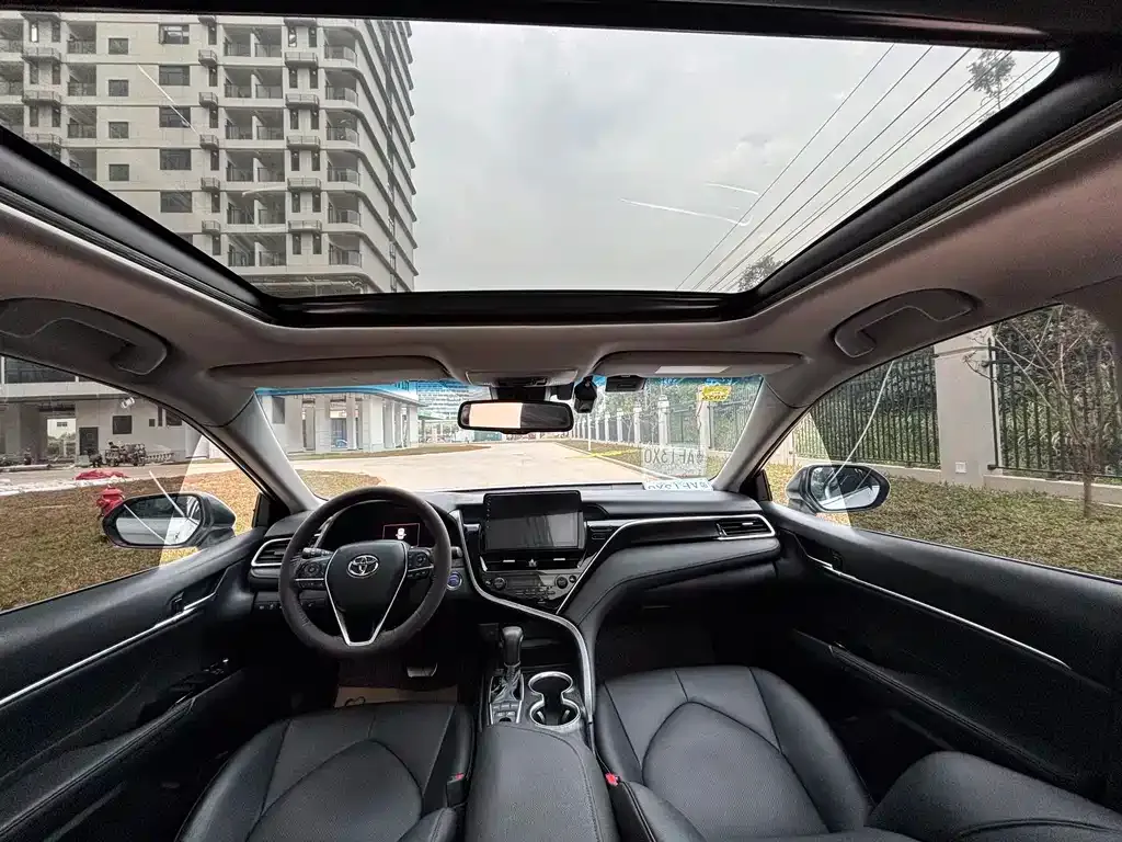 Toyota Camry 2022 из CN, фото 8