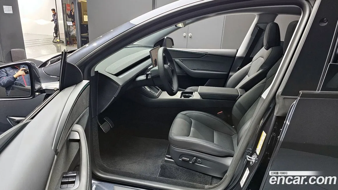 Tesla Model Y 2025 из KR, фото 10